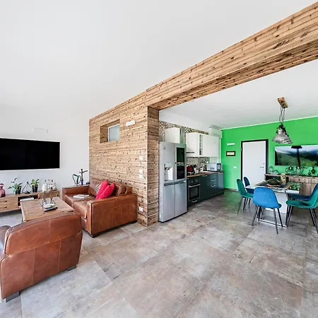 Castelletto With Pool By Wonderful Italy Apartman *