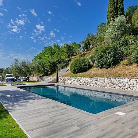 Lägenhet Castelletto With Pool By Wonderful Italy Polpenazze del Garda