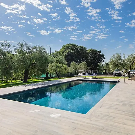Castelletto With Pool By Wonderful Italy Polpenazze del Garda